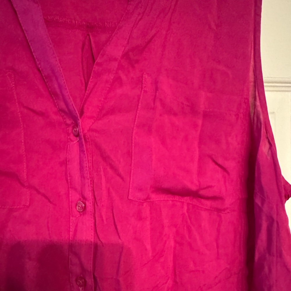 Old Navy Sleeveless Fuchsia Blouse - Picture 3 of 6